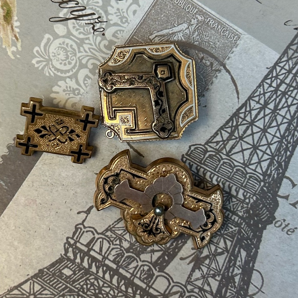 3 Victorian WATCH PINS gold filled with amazing details PENDANT
